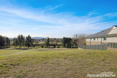 Property photo of 28 Parer Road Abercrombie NSW 2795