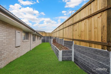 17 Meerkat Cres, Dakabin, QLD 4503