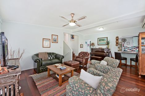 Property photo of 16 Condong Street Mansfield QLD 4122