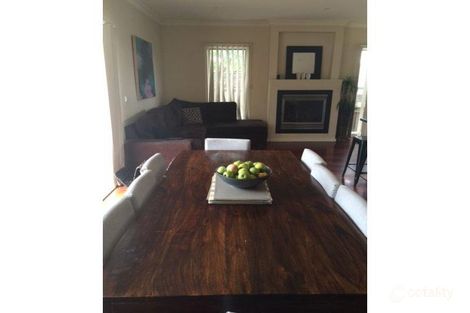 Property photo of 2 Coach House Lane Skye VIC 3977