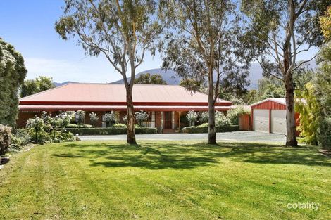 6 Settlement Rd, Wesburn, VIC 3799