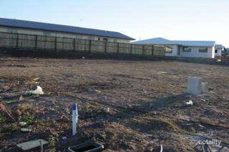 Property photo of 6 Willespie Place New Auckland QLD 4680