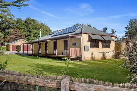 Property photo of 2 Newbury Drive Penrose NSW 2579