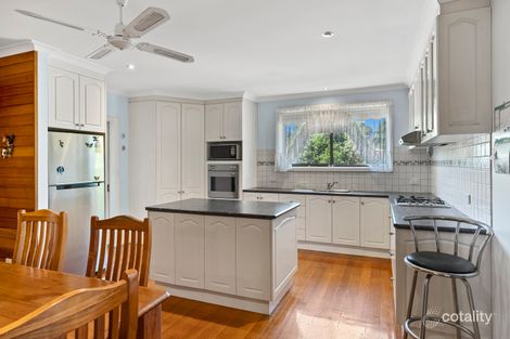 Property photo of 2 Closter Court Bacchus Marsh VIC 3340