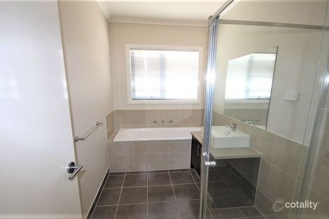 Property photo of 12/41-45 Valencia Circuit Cranbourne VIC 3977