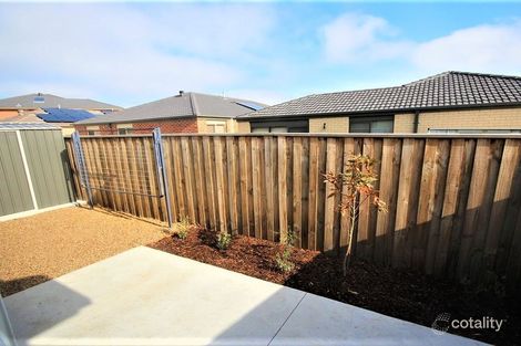 Property photo of 12/41-45 Valencia Circuit Cranbourne VIC 3977