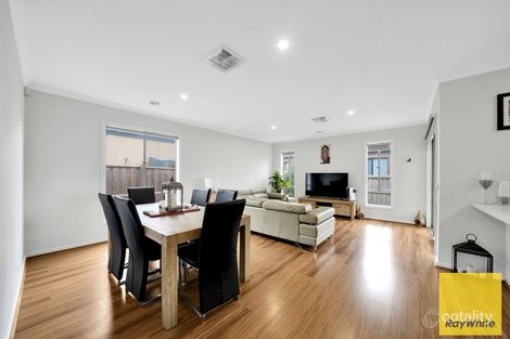 31 Fuchsia Dr, Rockbank, VIC 3335