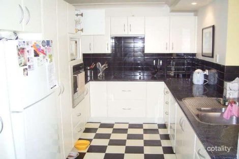 Property photo of 13 Kestrel Avenue Mount Hutton NSW 2290