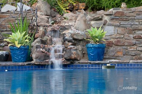 33 Edward St, Willaston, SA 5118