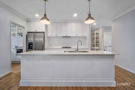 Property photo of 18 Viewland Crescent Thornlands QLD 4164