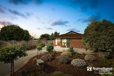 Property photo of 8 Bligh Place Wyndham Vale VIC 3024