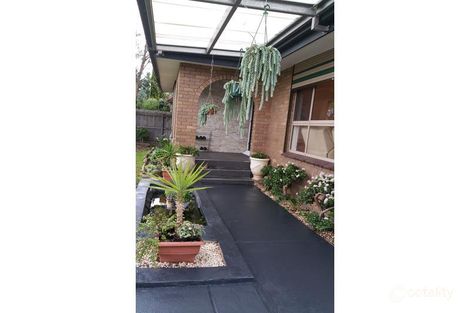 Property photo of 6 Perrett Avenue St Albans VIC 3021