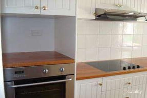 Property photo of 4 Miles Avenue Kelso QLD 4815