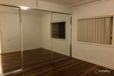 122 The Horsley Dr, Carramar, NSW 2163