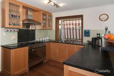 Property photo of 13 Seaspray Court Seaford Rise SA 5169