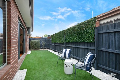 Property photo of 2/3 Mattea Court Reservoir VIC 3073