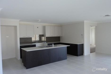 Property photo of 31 Bliss Street Point Cook VIC 3030