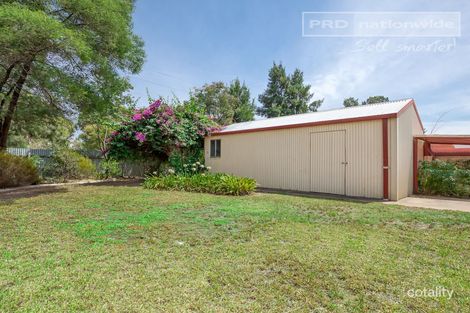 Property photo of 22 Adjin Street Mount Austin NSW 2650