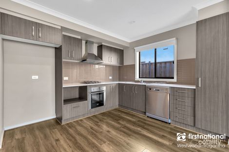 Property photo of 6 Edgware Street Thornhill Park VIC 3335
