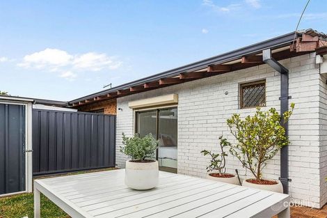 1/2 Weaponess Rd, Scarborough, WA 6019