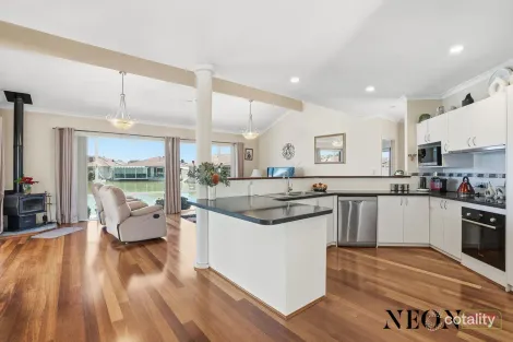 28 Foreshore Cove, South Yunderup, WA 6208