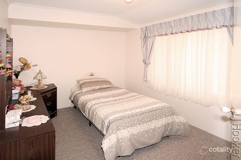 Property photo of 6 Crown Place Wannanup WA 6210