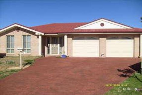 9 Harry Cl, Blue Haven, NSW 2262