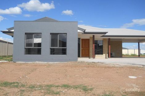 8 Hannay St, Moranbah, QLD 4744