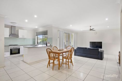 Property photo of 2/5 Jeita Circuit Caboolture QLD 4510