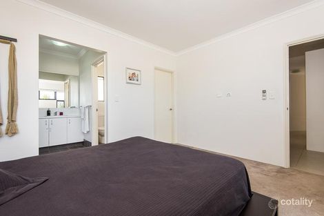 Property photo of 6D Cherrytree Gardens Stirling WA 6021