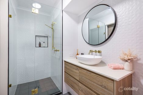 Property photo of 25/8 Dalpura Street Surfers Paradise QLD 4217