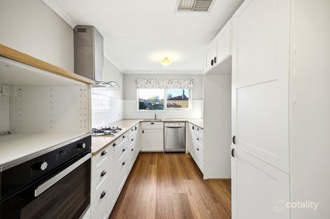 Property photo of 19 Bourke Road Cranbourne VIC 3977