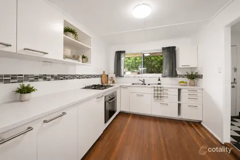 Property photo of 8 Elvin Place Bracken Ridge QLD 4017