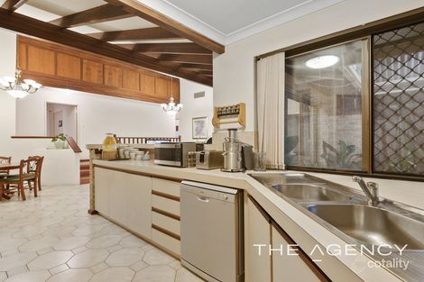 Property photo of 35 Aylesford Drive Marangaroo WA 6064