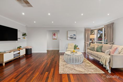 Property photo of 5 Statesman Crescent Mill Park VIC 3082