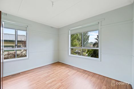 Property photo of 19 Richard Street Moe VIC 3825
