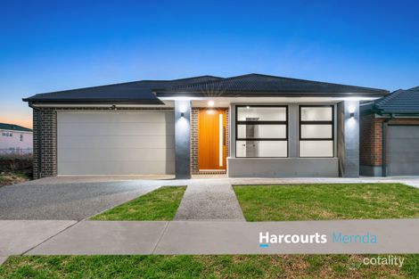 Property photo of 35 Goshawk Street Beveridge VIC 3753