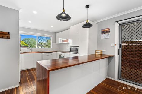 Property photo of 11 Braeridge Drive Bundamba QLD 4304