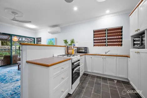 Property photo of 15 Small Leaf Close Mount Sheridan QLD 4868