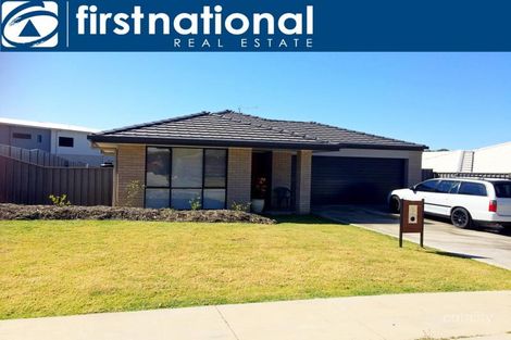 8 Humpback Cres, Safety Beach, NSW 2456