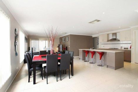 Property photo of 3 Hoddle Link Manor Lakes VIC 3024