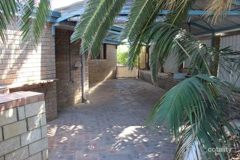 18 Brighton Cl, Tarcoola Beach, WA 6530