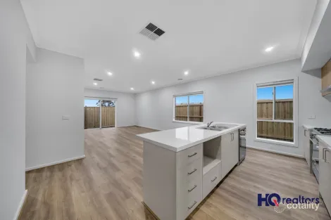 Property photo of 9 Yucca Street Wyndham Vale VIC 3024