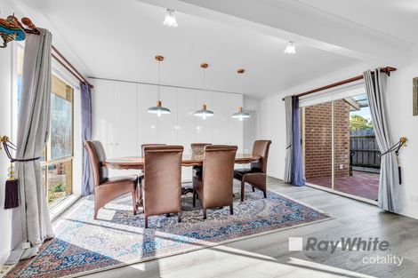 Property photo of 2 Clarinda Drive Narre Warren VIC 3805