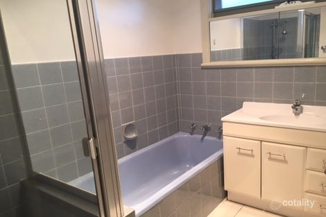 Property photo of 2/12 Wilson Street Mont Albert VIC 3127