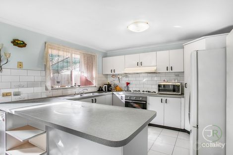 Property photo of 22 Frances Crescent Cranbourne North VIC 3977