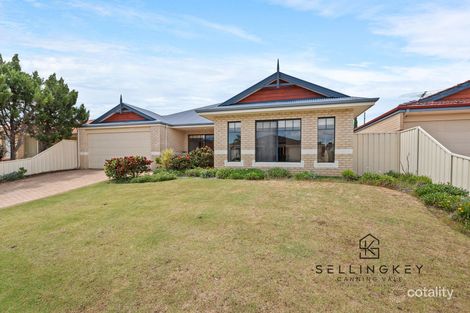 Property photo of 6 Laguna Way Canning Vale WA 6155