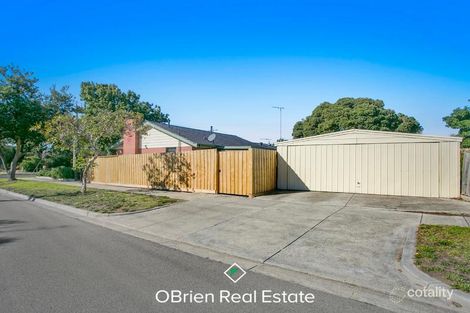Property photo of 35 Torquay Avenue Seaford VIC 3198