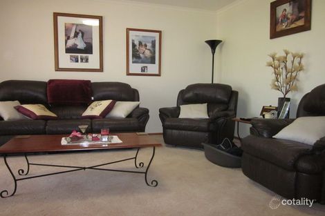 Property photo of 8 Purcell Grove Evanston Park SA 5116