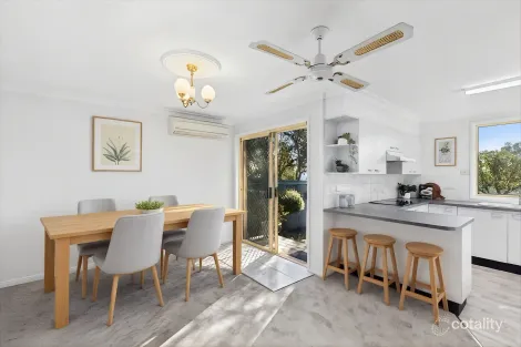 Property photo of 2/24 Broonarra Street The Entrance NSW 2261